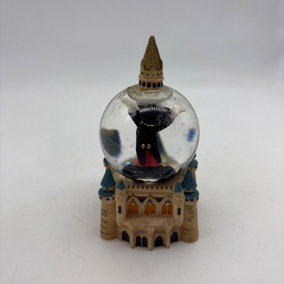 Disney WDW Parks Mickey Mouse and Castle Collectible Mini Water Snow Globe - Picture 3 of 8